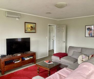 Modern and cute on Coronation - Photo 1