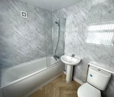 2 bedroom terraced house to rent - Photo 6