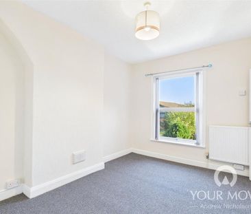 2 bedroom end of terrace house to rent - Photo 4