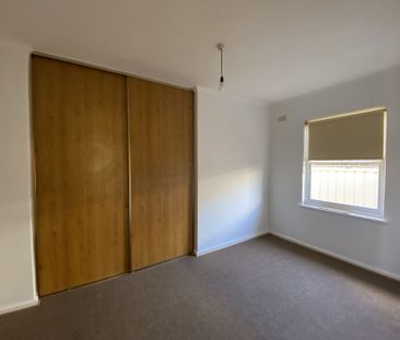 Freshly Painted with a Huge Backyard&excl; - Photo 5