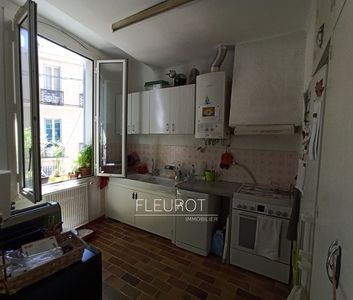 Location Appartement 2 pièces 50m² LA CIOTAT 13600 - Photo 2