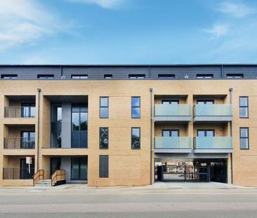 2 bedroom apartment to rent - Photo 2