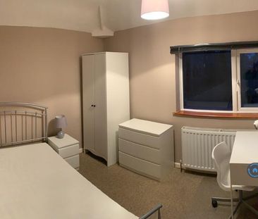 1 bedroom in a house share to rent - Photo 6