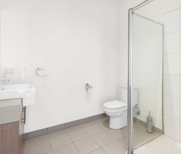 4/15 Edgar Street, Kingsville, Vic 3012 - Photo 4