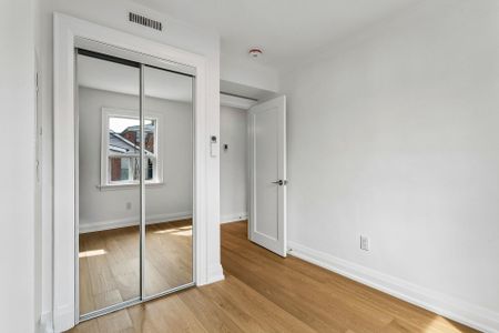 For Lease - 73 Lanark Avenue Unit# UPPER, Toronto, Ontario - Photo 2