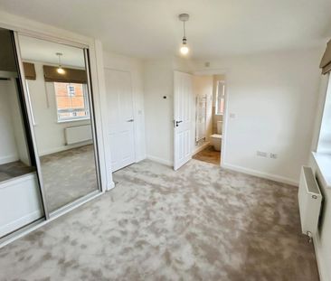 3 bedroom House To Let - Photo 4