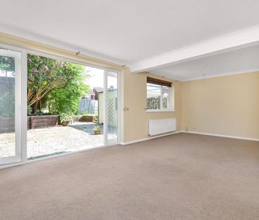 4 bedroom detached house to rent - Photo 5