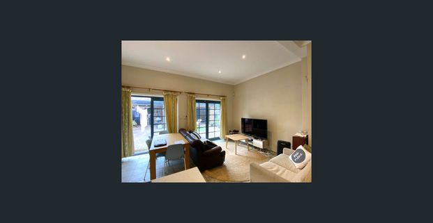 Offering Space & Convenience in the Heart of Randwick! - Photo 1