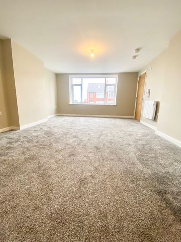 Home - Rooms - FLAT 2, 15 MOUNT VERNON ROAD S70 4DF - Photo 2