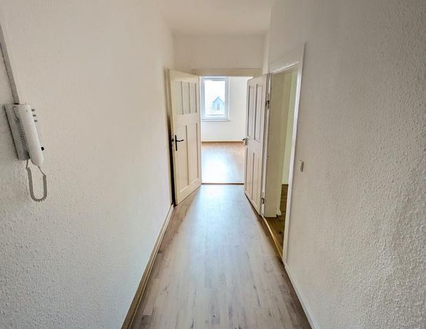 ++ wunderschöne 3-Raum Wohnung auf dem Waldenburger Markt - Ihr neues Zuhause wartet auf Sie ++ - Photo 1