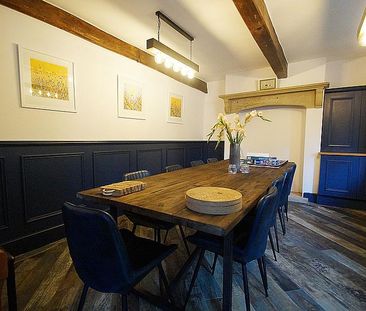 5 bedroom detached house to rent - Photo 2
