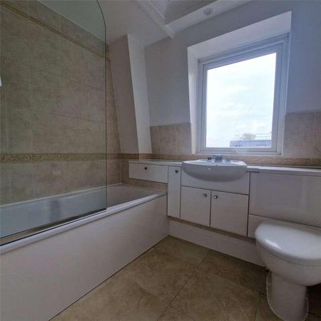 Chelmsford Court, Alma Road, Windsor, SL4 - Photo 5