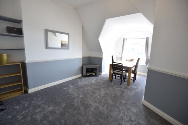 2 bed flat to rent in Dalkeith Steps, Bournemouth, BH1 - Photo 1