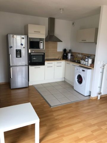 Location Appartement 2 Pièces 43 m² - Photo 4