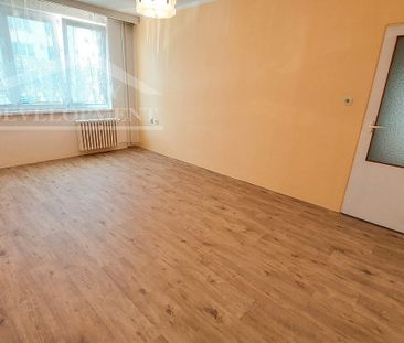 Pronájem bytu 2+1 61 m² - Fotografie 6