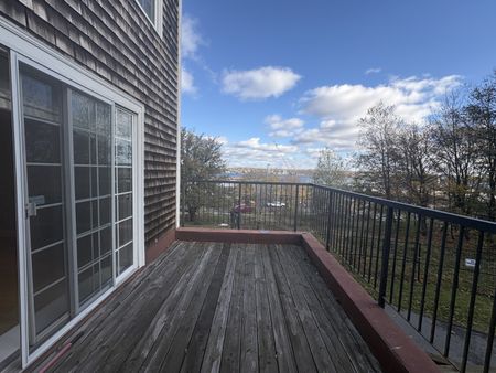 Nora Bernard Street, Halifax 25-125 - Photo 3