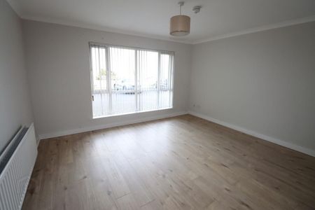 10 Bates Park, Greenisland, Carrickfergus, BT38 8LG - Photo 4