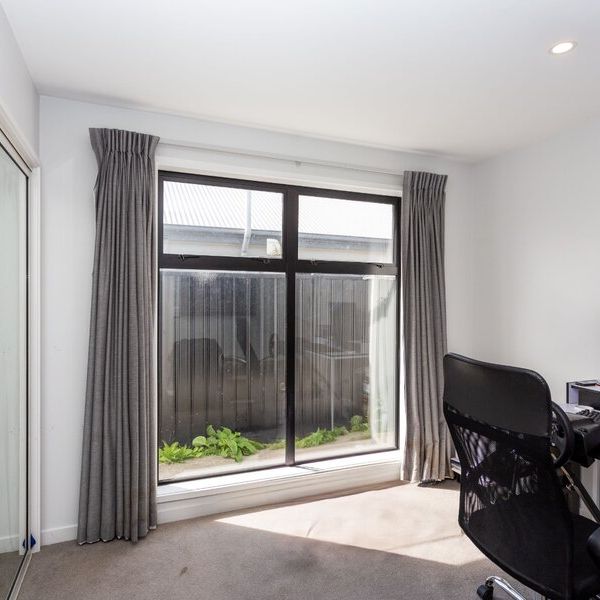 Lovely 3 bedroom in Wigram! - Photo 1