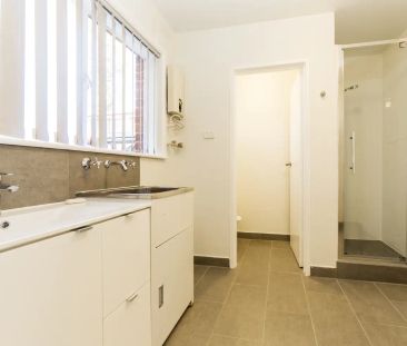 “Modern One-Bedroom in Central Footscray” - Photo 4