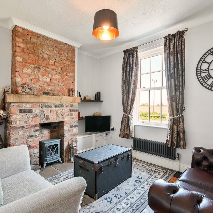 3 bedroom semi-detached house to rent - Photo 1
