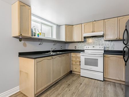 For Lease - 113 Hadrian Drive Unit# Lower, Toronto, Ontario - Photo 4
