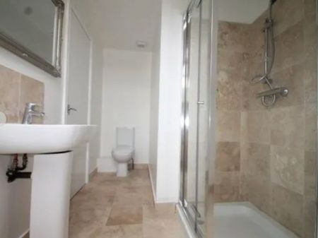 4 Bed Maisonette, Holdenby Road, SE4 - Photo 5