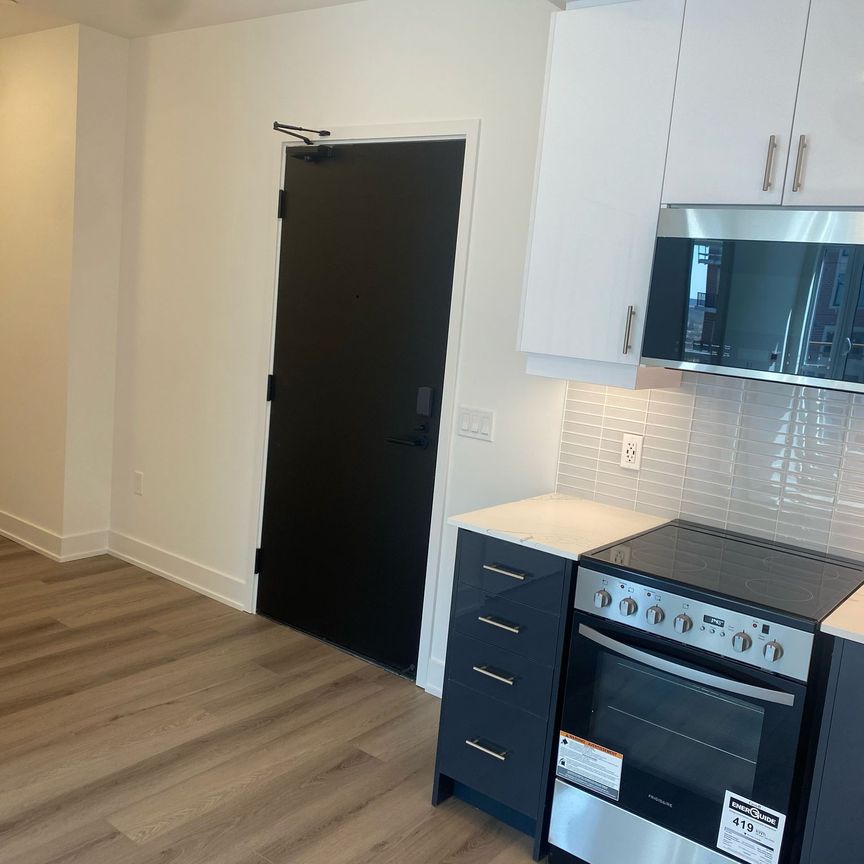 For Lease - 2333 Khalsa Gate Unit# 808, Oakville, Ontario - Photo 1