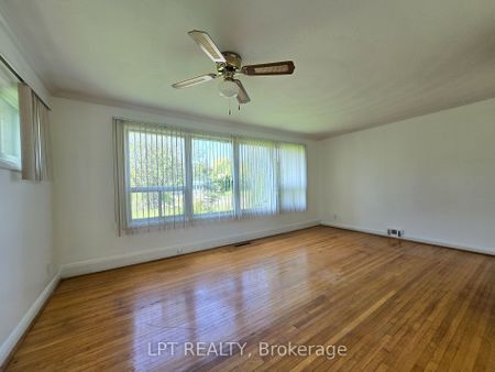 For Lease - 71 Deerfield Road, Toronto, Ontario - Photo 2