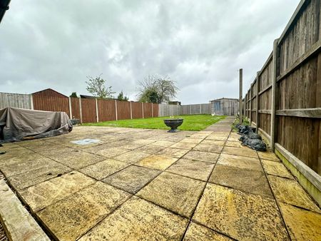 3 bedroom semi-detached to rent Grange Road, Dereham, NR19 - Photo 5
