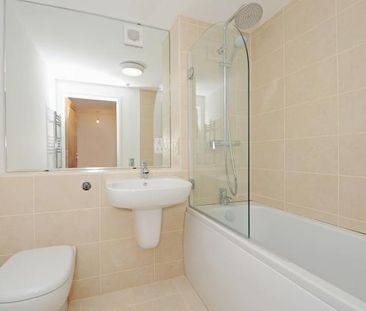 3 bedroom apartment to rent - Photo 6