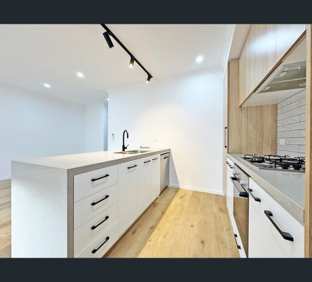 17 Adori Place, Maribyrnong, Vic 3032 - Photo 4