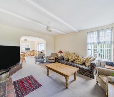 2 bedroom bungalow to rent - Photo 1