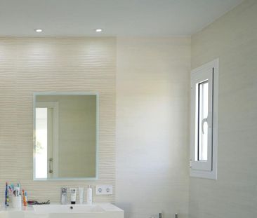 4 bedroom luxury Villa for rent in Nueva Andalucia, Andalusia - Photo 3