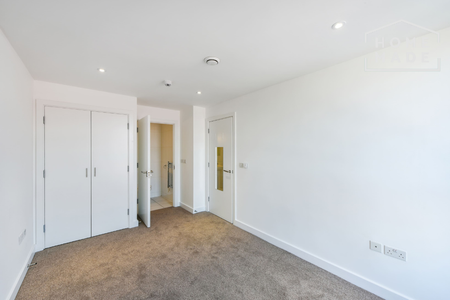 2 bedroom flat to rent - Photo 3