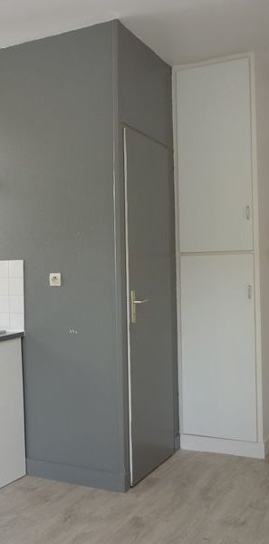 Location Appartement 1 pièce 12m² - Photo 1