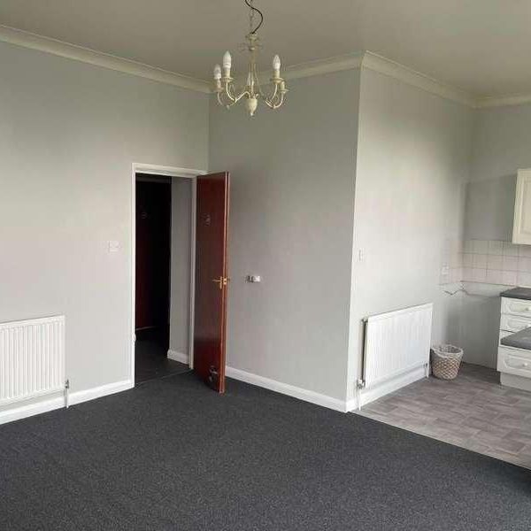 Maidstone Road, Chatham, ME4 - Photo 1