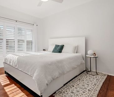 Stylish Living with Unmatched Convenience - Photo 3