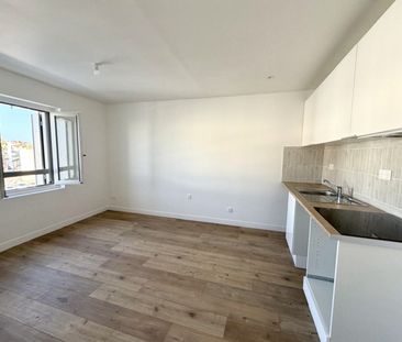 Location Appartement 3 pièces 46m² SETE 34200 - Photo 3