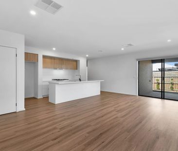 Quality Four-Bedroom Home with Low-Maintenance Living - Photo 5
