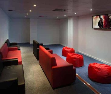 Standard Studio - Photo 6