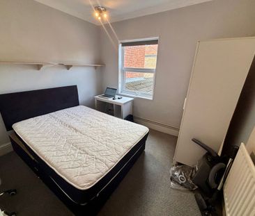 17 Albert Street - Great location Loughborough - Photo 3