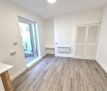 Ashley Road, Poole - Photo 1