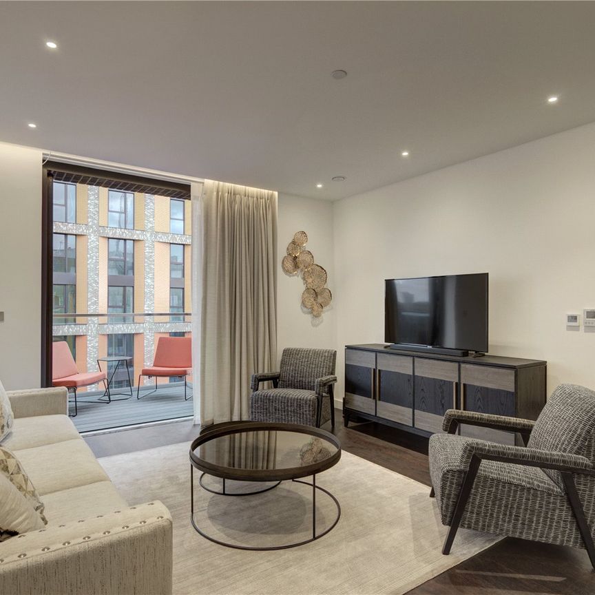 Thornes House, Nine Elms - Photo 1