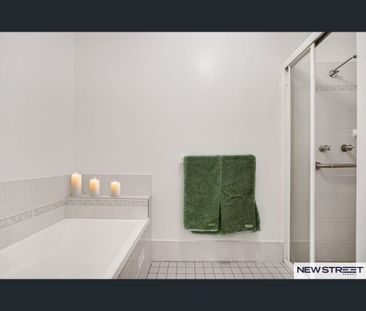 28 Civic Avenue, Caves Beach, NSW 2281 - Photo 1