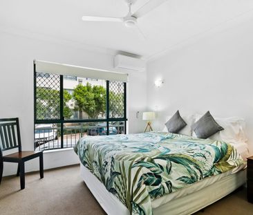 FULLY FURNISHED BEACHFRONT LIVING - Photo 5