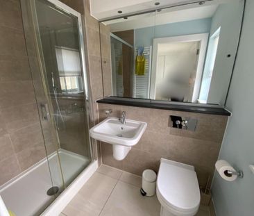 2 bedroom flat to rent - Photo 6