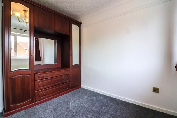 3 bedroom semi-detached house to rent - Photo 1