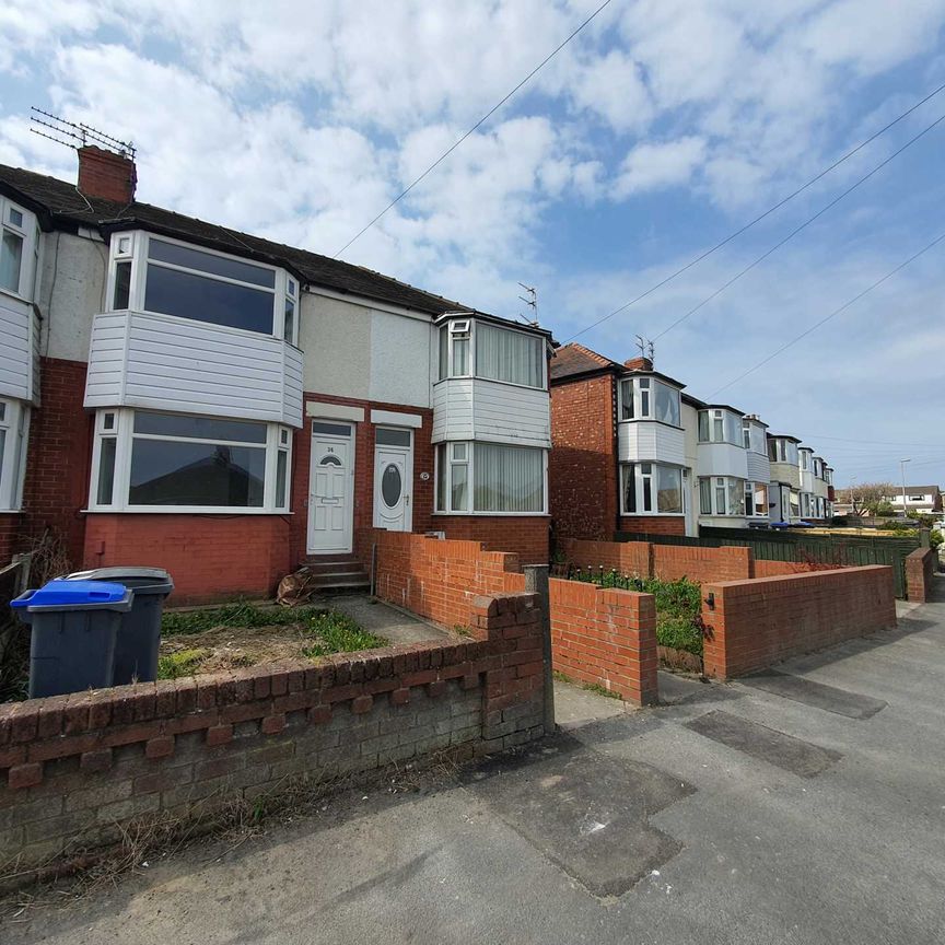 Whalley Lane, Blackpool - Photo 1