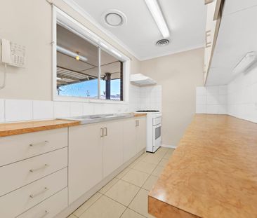 Massive Solar | Heating & Cooling | Outdoor Entertaining - Photo 4