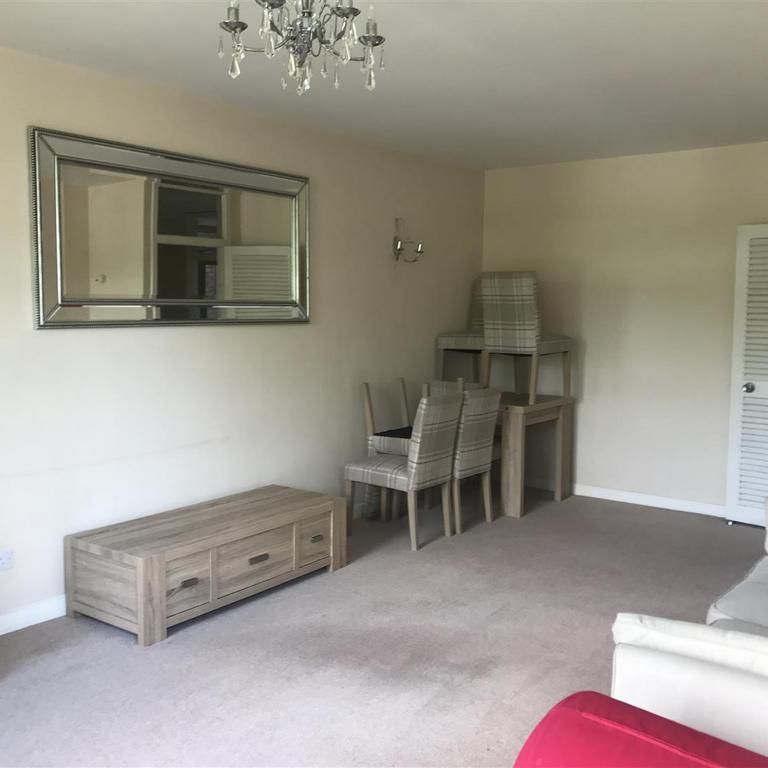 3 bedroom maisonette to rent - Photo 1